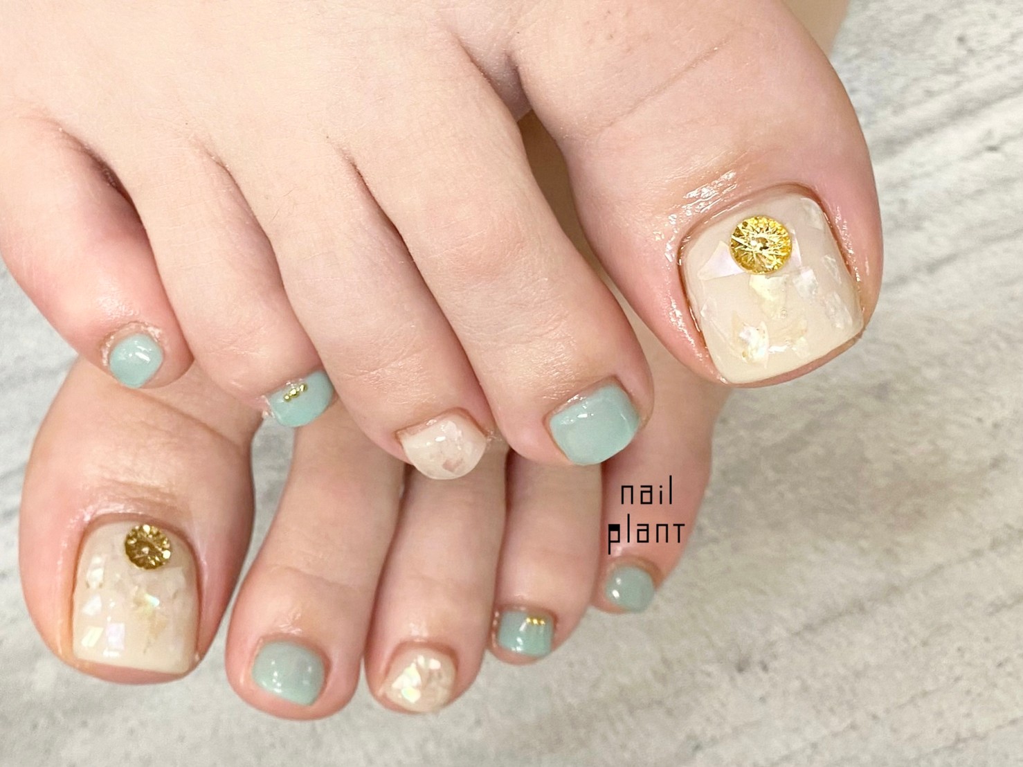 nailplantのネールアートの例